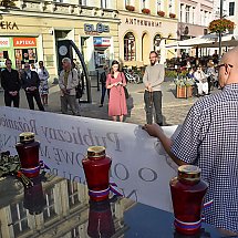 Galeria - Różaniec na szaniec - publiczny różaniec na Starym Rynku, 13 września 2020 r./fot. Anna Kopeć