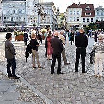 Galeria - Różaniec na szaniec - publiczny różaniec na Starym Rynku, 13 września 2020 r./fot. Anna Kopeć