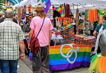 KEP: ruchy LGBT+ proponują stosowanie metody małych kroków