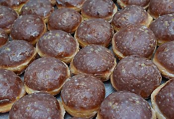 Jedz pączki i nie daj się okraść!