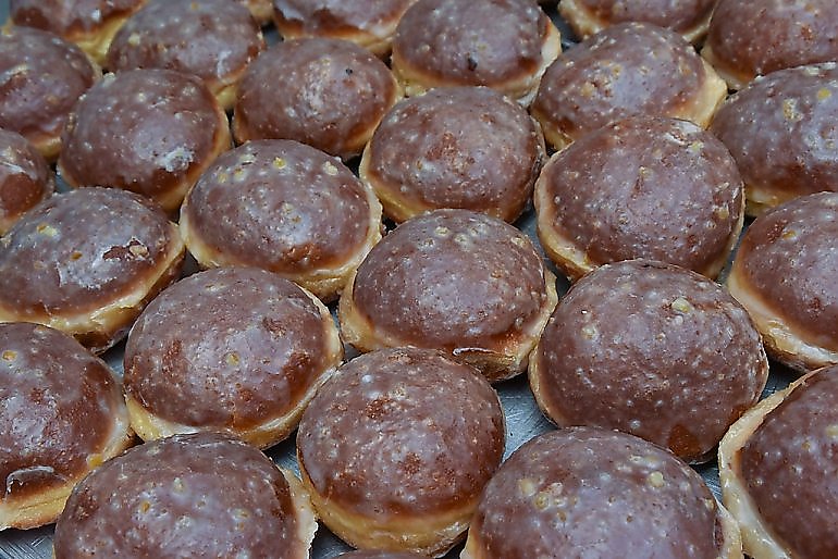 Jedz pączki i nie daj się okraść!