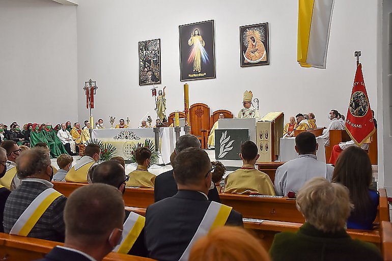 20 czerwca zostaną zniesone dyspensy od uczestnictwa w niedzielnej Mszy świętej